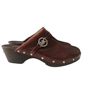 MICHAEL Michael Kors Size 8.5 Clogs